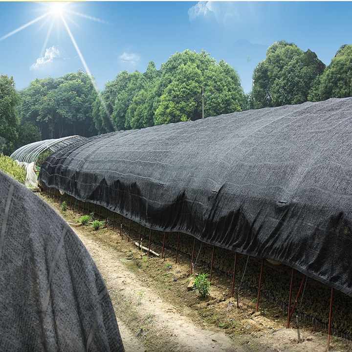 De quels matériaux Shade Net dispose-t-il généralement ?